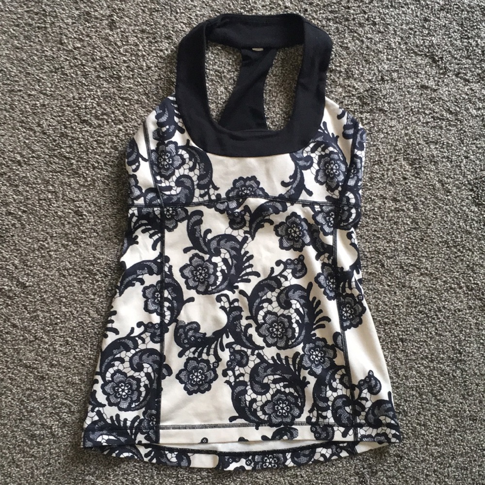 Lululemon athletic top